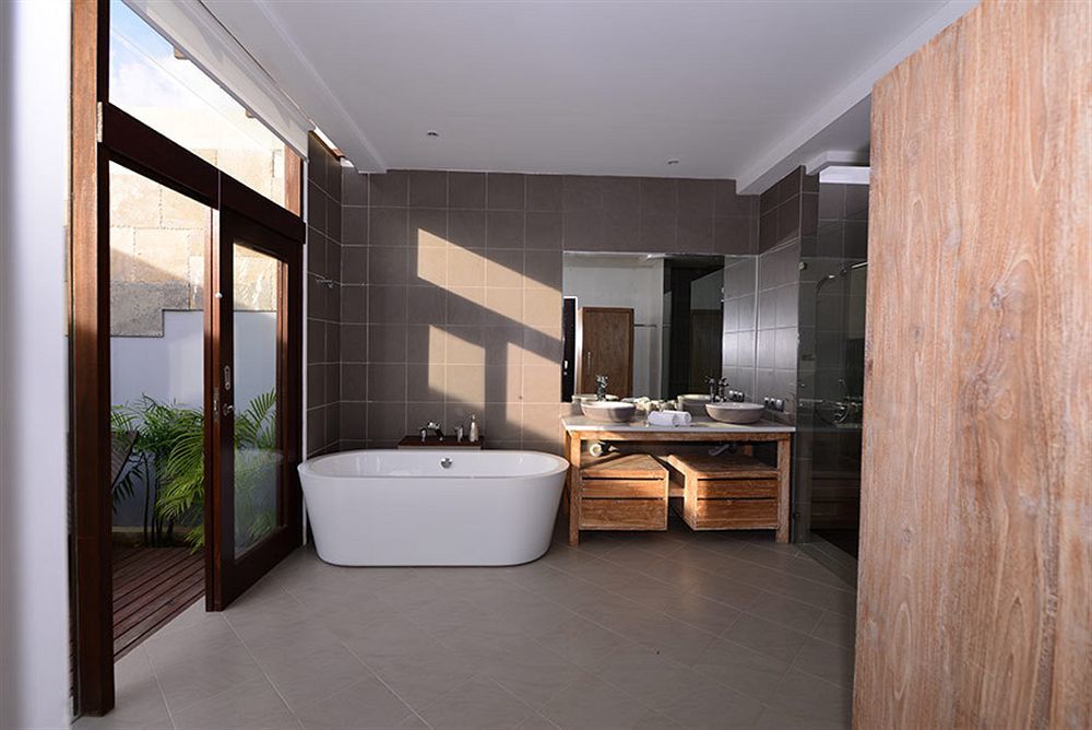 Zoe Villa Canggu Buitenkant foto